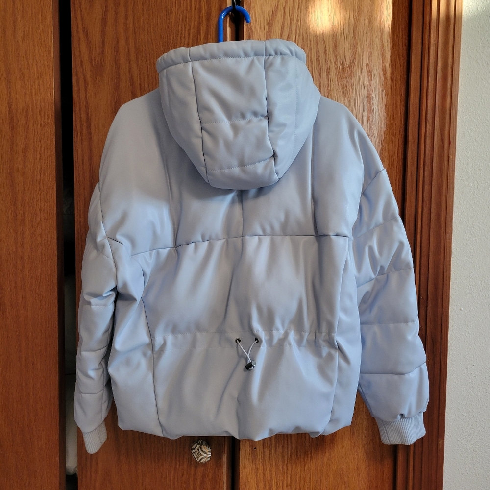 Levi's Puffer Jacket - image 2